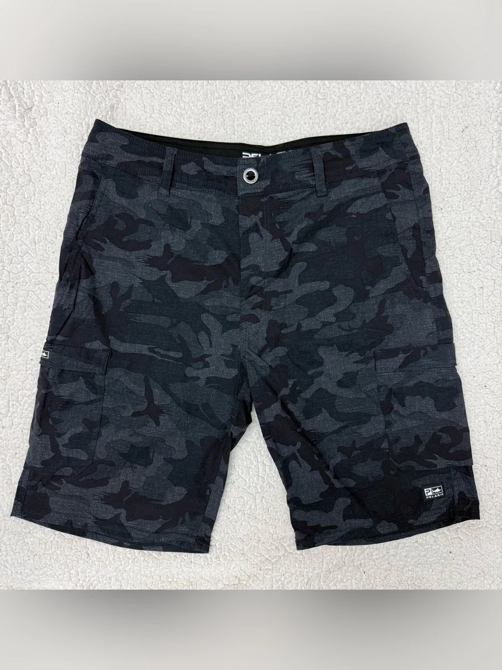 Pelagic Men's Madeira Cargo Shorts in Black Fish Camo